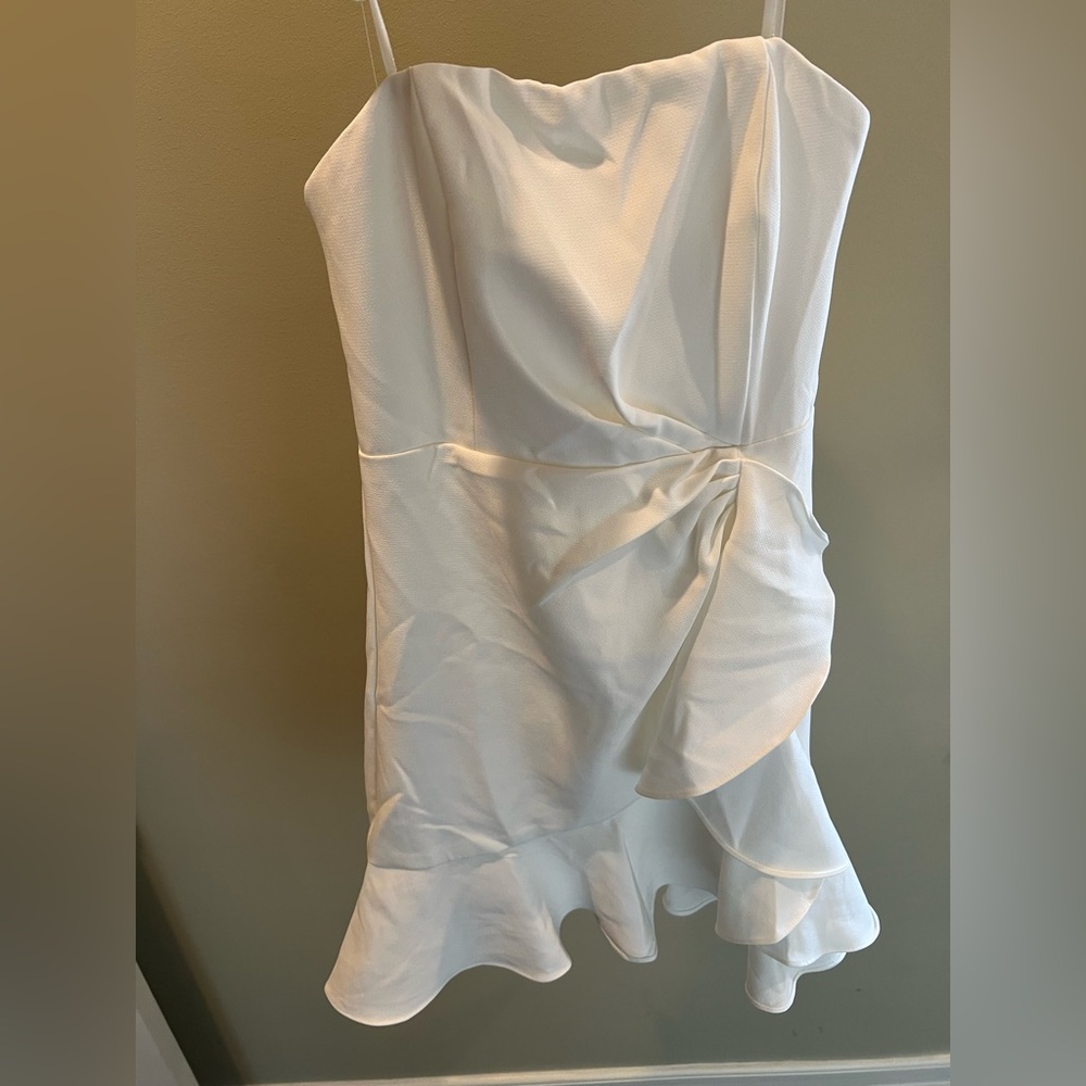 White strapless dress